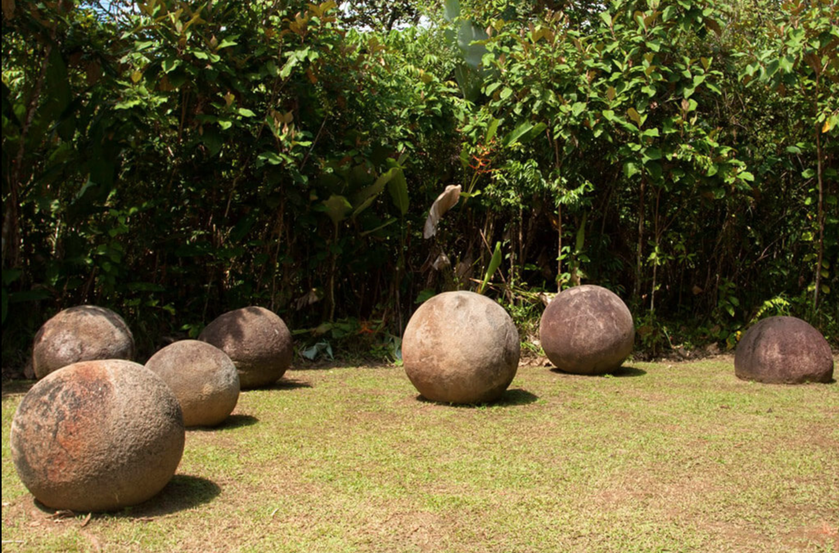 Esferas precolombinas de piedra